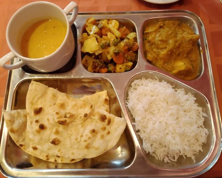 Curry-House Balvir